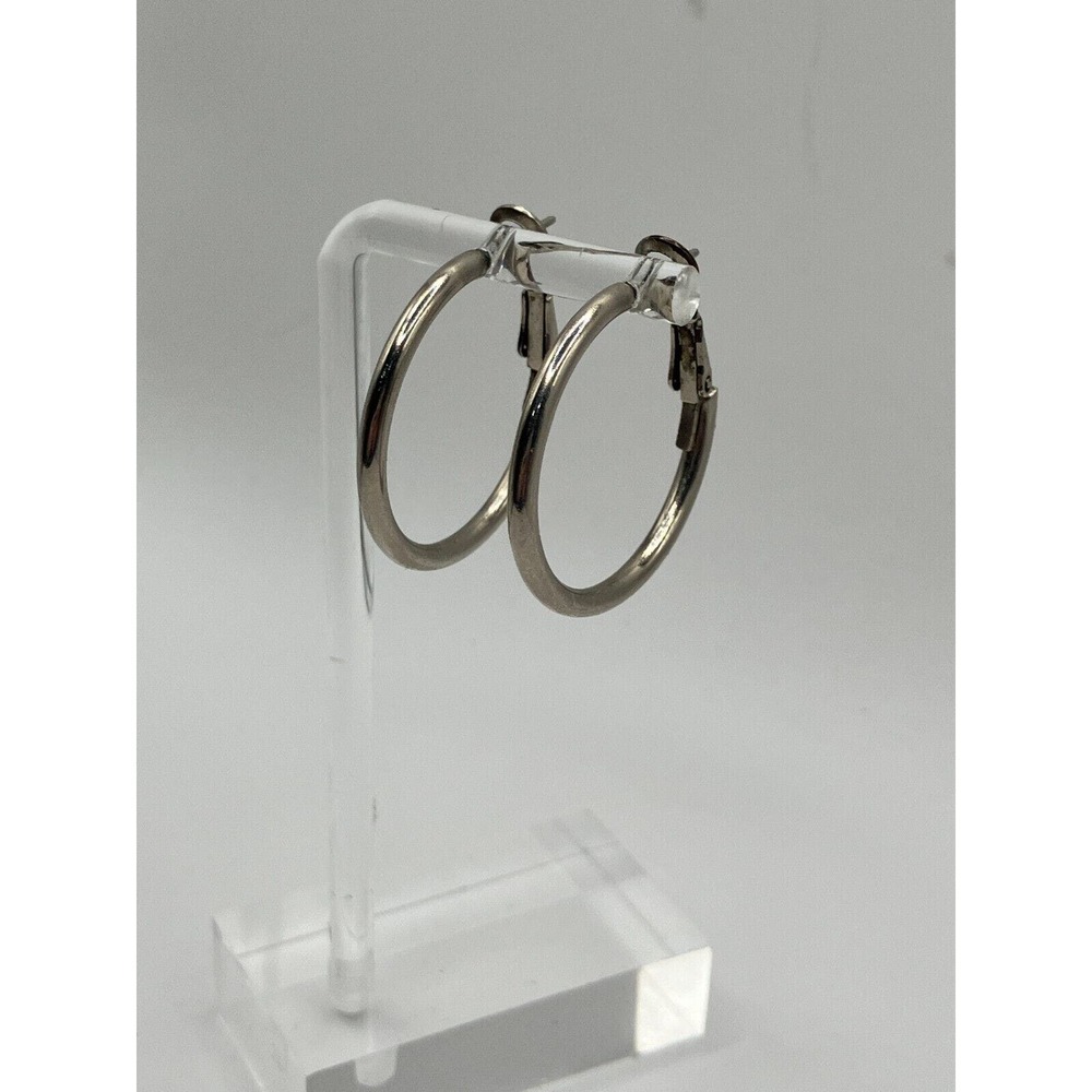 Vintage Large Silver-Tone Hoop 1 1/8 Inch Earrings! - Picture 3 of 8